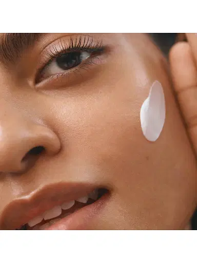 Clinique Women's Even Better Clinical Brightening Moisturizer | Thumbnail 6 Clinique Women's Even Better Clinical Brightening Moisturizer | Thumbnail 6