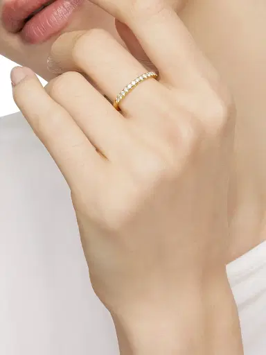 David Yurman Women's Cable Collectibles Stack Ring in 18K Yellow Gold - Gold | Thumbnail 2 David Yurman Women's Cable Collectibles Stack Ring in 18K Yellow Gold - Gold | Thumbnail 2