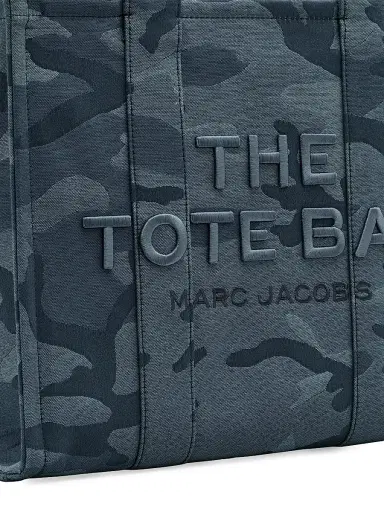 Marc Jacobs Women's The Camo Jacquard Large Tote Bag - Blue Camo | Thumbnail 6 Marc Jacobs Women's The Camo Jacquard Large Tote Bag - Blue Camo | Thumbnail 6