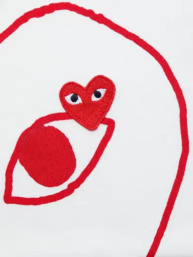 Comme des Garçons PLAY Women's Large Heart Graphic T-Shirt - White - Size Large | Thumbnail 6 Comme des Garçons PLAY Women's Large Heart Graphic T-Shirt - White - Size Large | Thumbnail 6