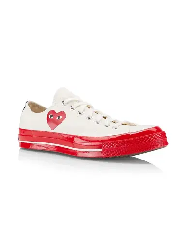 Comme des Garçons PLAY Men's CdG PLAY x Converse Chuck 70 Low-Top Sneakers - Off White | Thumbnail 2 Comme des Garçons PLAY Men's CdG PLAY x Converse Chuck 70 Low-Top Sneakers - Off White | Thumbnail 2