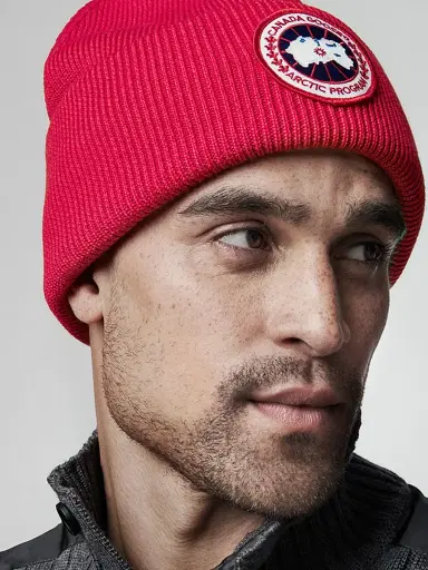Canada Goose Men's Arctic Disc Wool Beanie - Red | Thumbnail 2 Canada Goose Men's Arctic Disc Wool Beanie - Red | Thumbnail 2