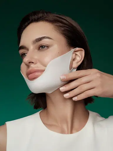 RéVive Women's Fermitif Chin Contour Instant Tightening Peptide Mask 6-Pack | Thumbnail 4 RéVive Women's Fermitif Chin Contour Instant Tightening Peptide Mask 6-Pack | Thumbnail 4