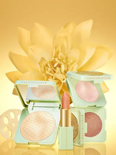 Chantecaille Women's Lotus Radiance Highlighter - Sheer | Thumbnail 4 Chantecaille Women's Lotus Radiance Highlighter - Sheer | Thumbnail 4