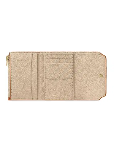 MAISON de SABRÉ Women's Leather Trifold Wallet - Pecan Brown | Thumbnail 5 MAISON de SABRÉ Women's Leather Trifold Wallet - Pecan Brown | Thumbnail 5