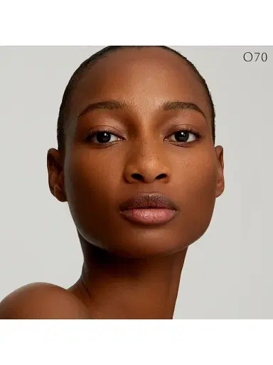CLÉ DE PEAU BEAUTÉ Women's Radiant Fluid Foundation Natural Broad Spectrum SPF 25 Sunscreen - Bf60 | Thumbnail 31 CLÉ DE PEAU BEAUTÉ Women's Radiant Fluid Foundation Natural Broad Spectrum SPF 25 Sunscreen - Bf60 | Thumbnail 31