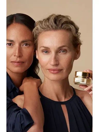 CLÉ DE PEAU BEAUTÉ Women's Eye Contour Cream Supreme | Thumbnail 8 CLÉ DE PEAU BEAUTÉ Women's Eye Contour Cream Supreme | Thumbnail 8