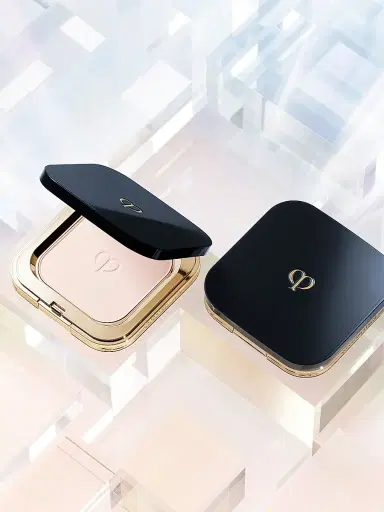 CLÉ DE PEAU BEAUTÉ Women's Refining Pressed Powder | Thumbnail 4 CLÉ DE PEAU BEAUTÉ Women's Refining Pressed Powder | Thumbnail 4