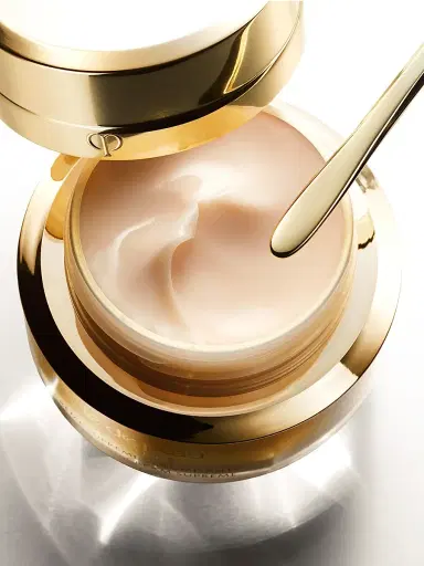 CLÉ DE PEAU BEAUTÉ Women's Volumizing Cream Supreme | Thumbnail 3 CLÉ DE PEAU BEAUTÉ Women's Volumizing Cream Supreme | Thumbnail 3