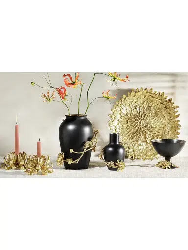 Michael Aram Dahlia Serving Bowl | Thumbnail 6 Michael Aram Dahlia Serving Bowl | Thumbnail 6