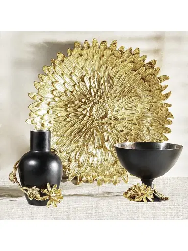 Michael Aram Dahlia Serving Bowl | Thumbnail 7 Michael Aram Dahlia Serving Bowl | Thumbnail 7