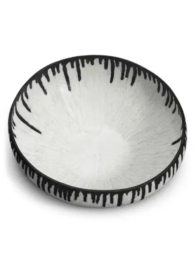 L'Objet Atelier Tokasu Round Porcelain Bowl - White Indigo Small | Thumbnail 3 L'Objet Atelier Tokasu Round Porcelain Bowl - White Indigo Small | Thumbnail 3