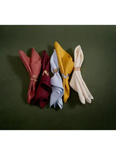 L'Objet Cuban Link Napkin Rings | Thumbnail 2 L'Objet Cuban Link Napkin Rings | Thumbnail 2