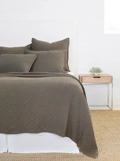 Pom Pom at Home Ojai Cotton Matelassé - Pebble - Size King | Thumbnail 1 Pom Pom at Home Ojai Cotton Matelassé - Pebble - Size King | Thumbnail 1