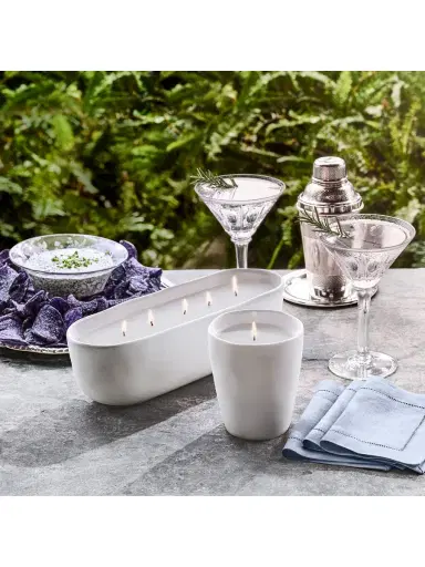 NEST New York White Tea & Rosemary Scented Candle | Thumbnail 4 NEST New York White Tea & Rosemary Scented Candle | Thumbnail 4