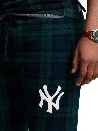 Polo Ralph Lauren Men's New York Yankees Lounge Pants - Black Watch | Thumbnail 4 Polo Ralph Lauren Men's New York Yankees Lounge Pants - Black Watch | Thumbnail 4