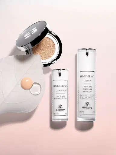 Sisley-Paris Women's Phyto-Blanc Le Cushion Foundation - 1W1 Ecru | Thumbnail 8 Sisley-Paris Women's Phyto-Blanc Le Cushion Foundation - 1W1 Ecru | Thumbnail 8
