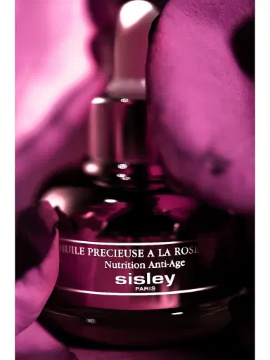 Sisley-Paris Black Rose Precious Face Oil | Thumbnail 7 Sisley-Paris Black Rose Precious Face Oil | Thumbnail 7