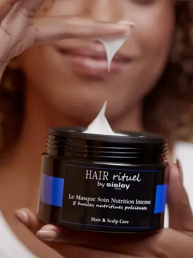 Sisley-Paris The Intense Nutrition Hair Care Mask | Thumbnail 8 Sisley-Paris The Intense Nutrition Hair Care Mask | Thumbnail 8