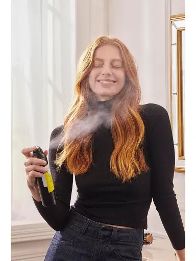Sisley-Paris Women's Hair Rituel The Invisible Hold Hair Spray | Thumbnail 5 Sisley-Paris Women's Hair Rituel The Invisible Hold Hair Spray | Thumbnail 5