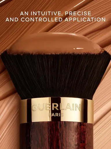 Guerlain Women's Kabuki Foundation Brush | Thumbnail 2 Guerlain Women's Kabuki Foundation Brush | Thumbnail 2