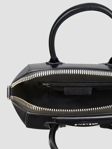 Givenchy Women's Medium Antigona Bag in Box Leather - Black | Thumbnail 5 Givenchy Women's Medium Antigona Bag in Box Leather - Black | Thumbnail 5