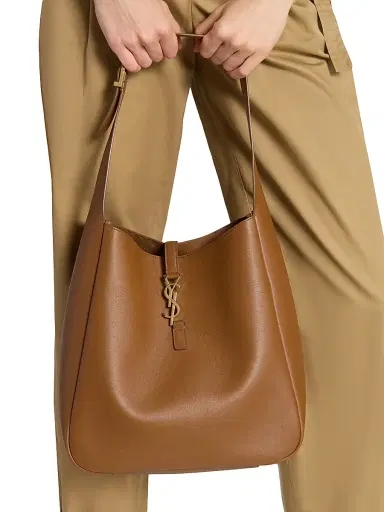 Saint Laurent Women's Le 5 à 7 Supple Shoulder Bag in Smooth Leather - Brown | Thumbnail 29 Saint Laurent Women's Le 5 à 7 Supple Shoulder Bag in Smooth Leather - Brown | Thumbnail 29