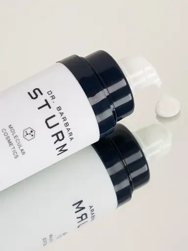 Dr. Barbara Sturm Women's Face Cream Men | Thumbnail 4 Dr. Barbara Sturm Women's Face Cream Men | Thumbnail 4