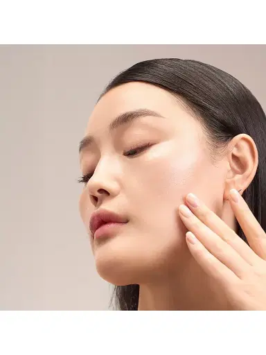 La Prairie Women's White Caviar Eye Extraordinaire Illuminating Eye Cream | Thumbnail 4 La Prairie Women's White Caviar Eye Extraordinaire Illuminating Eye Cream | Thumbnail 4