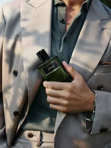 Brioni Men's Eau de Parfum Essentiel 3.4 oz | Thumbnail 7 Brioni Men's Eau de Parfum Essentiel 3.4 oz | Thumbnail 7