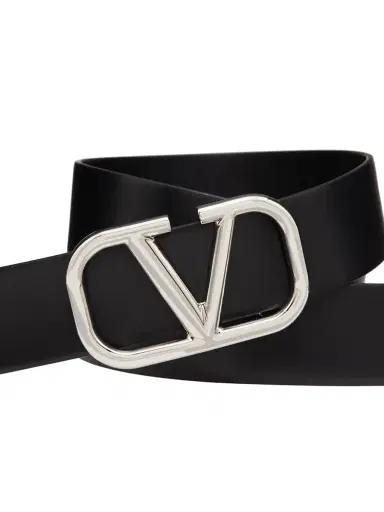 Valentino Garavani Men's VLogo Signature Calfskin Belt 40 MM - Black | Thumbnail 2 Valentino Garavani Men's VLogo Signature Calfskin Belt 40 MM - Black | Thumbnail 2