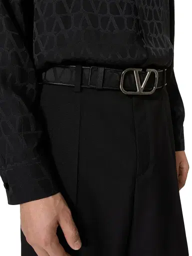 Valentino Garavani Men's Toile Iconographe Belt - Black | Thumbnail 5 Valentino Garavani Men's Toile Iconographe Belt - Black | Thumbnail 5