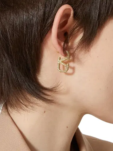 Valentino Garavani Women's VLogo Signature Metal Earrings - Gold | Thumbnail 5 Valentino Garavani Women's VLogo Signature Metal Earrings - Gold | Thumbnail 5