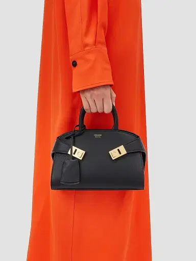 Ferragamo Women's Mini Hug Leather Crossbody Bag | Thumbnail 2 Ferragamo Women's Mini Hug Leather Crossbody Bag | Thumbnail 2