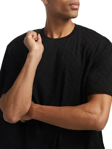 Giorgio Armani Men's Textured Solid T-Shirt - Black - Size 48 | Thumbnail 6 Giorgio Armani Men's Textured Solid T-Shirt - Black - Size 48 | Thumbnail 6