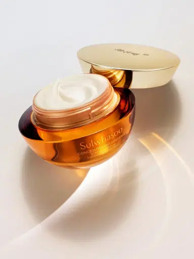Sulwhasoo Women's Concentrated Ginseng Renewing Cream 2 oz. | Thumbnail 3 Sulwhasoo Women's Concentrated Ginseng Renewing Cream 2 oz. | Thumbnail 3