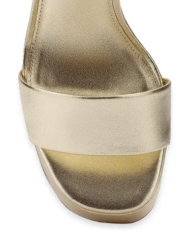 Larroudé Women's Dolly Metallic Platform Sandals - Mettalic Platina | Thumbnail 4 Larroudé Women's Dolly Metallic Platform Sandals - Mettalic Platina | Thumbnail 4