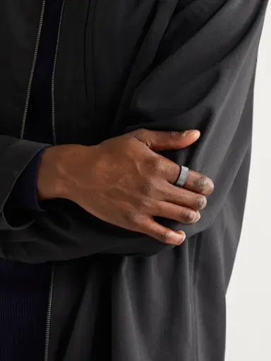Buccellati Macri Eternelle Blackened White Gold Ring - Men | Thumbnail 2 Buccellati Macri Eternelle Blackened White Gold Ring - Men | Thumbnail 2