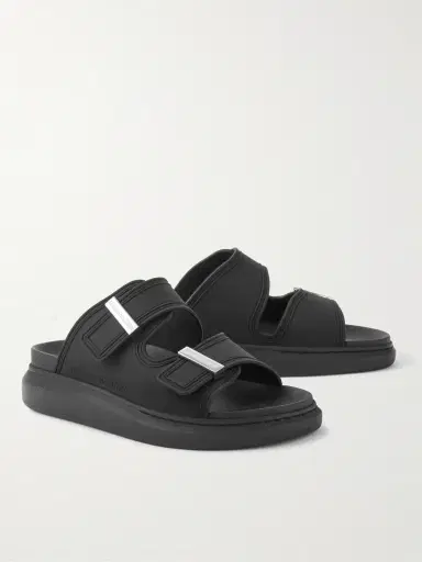 Alexander McQueen Exagerrated-Sole Rubber Slides - Men | Thumbnail 3 Alexander McQueen Exagerrated-Sole Rubber Slides - Men | Thumbnail 3