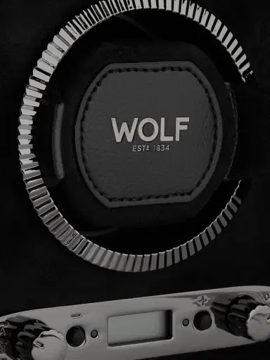 Wolf Pebble-Grain Vegan Leather Double Watch-Winder - Men | Thumbnail 4 Wolf Pebble-Grain Vegan Leather Double Watch-Winder - Men | Thumbnail 4