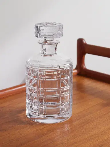 Ralph Lauren Home Hudson Plaid Crystal Decanter - Men | Thumbnail 1 Ralph Lauren Home Hudson Plaid Crystal Decanter - Men | Thumbnail 1