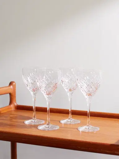 Soho Home Barwell Set of Four Crystal Red Wine Glasses - Men | Thumbnail 1 Soho Home Barwell Set of Four Crystal Red Wine Glasses - Men | Thumbnail 1