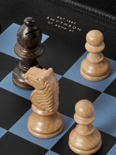 Smythson Panama Cross-Grain Leather Chess Set - Men | Thumbnail 4 Smythson Panama Cross-Grain Leather Chess Set - Men | Thumbnail 4