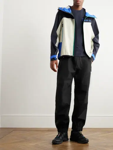 Moncler Grenoble Tapered Logo-Print GORE-TEX Trousers - Men | Thumbnail 2 Moncler Grenoble Tapered Logo-Print GORE-TEX Trousers - Men | Thumbnail 2