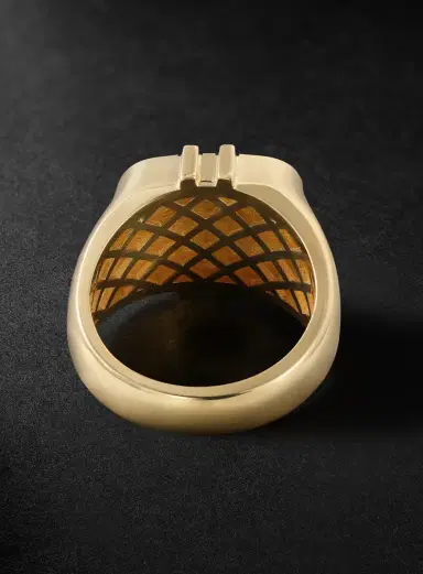 Established Dollar 14-Karat Gold Signet Ring - Men | Thumbnail 3 Established Dollar 14-Karat Gold Signet Ring - Men | Thumbnail 3