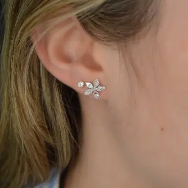 Wish Fine Jewelry 0.88ct Diamond 18K Gold Flower Earrings | Thumbnail 2 Wish Fine Jewelry 0.88ct Diamond 18K Gold Flower Earrings | Thumbnail 2