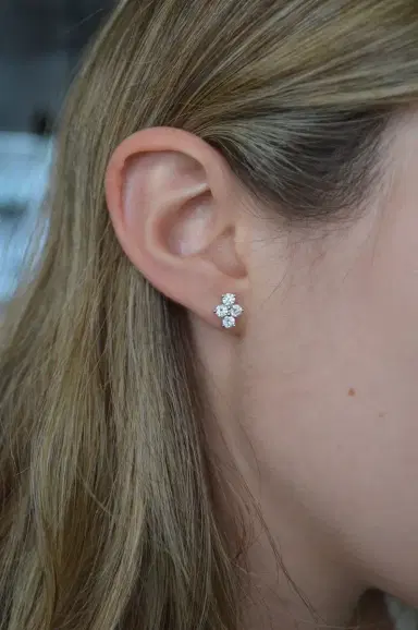 Wish Fine Jewelry 1.02ct Diamond 18K Gold Four Stone Cluster Earrings | Thumbnail 4 Wish Fine Jewelry 1.02ct Diamond 18K Gold Four Stone Cluster Earrings | Thumbnail 4