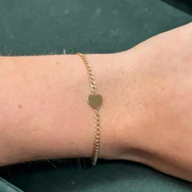Wish Fine Jewelry 14KY Gold curb Link Bracelet whit heart. _7" inches with jump ring at 6 1/2" | Thumbnail 2 Wish Fine Jewelry 14KY Gold curb Link Bracelet whit heart. _7" inches with jump ring at 6 1/2" | Thumbnail 2