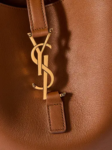 Saint Laurent Le 5 À 7 Supple Large Leather Shoulder Bag | Thumbnail 4 Saint Laurent Le 5 À 7 Supple Large Leather Shoulder Bag | Thumbnail 4
