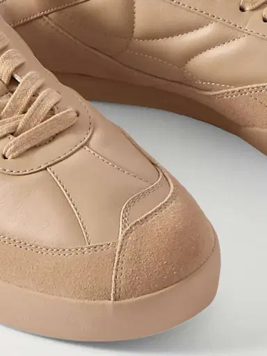 Chloé Kick Suede-trimmed Quilted Leather Sneakers | Thumbnail 4 Chloé Kick Suede-trimmed Quilted Leather Sneakers | Thumbnail 4